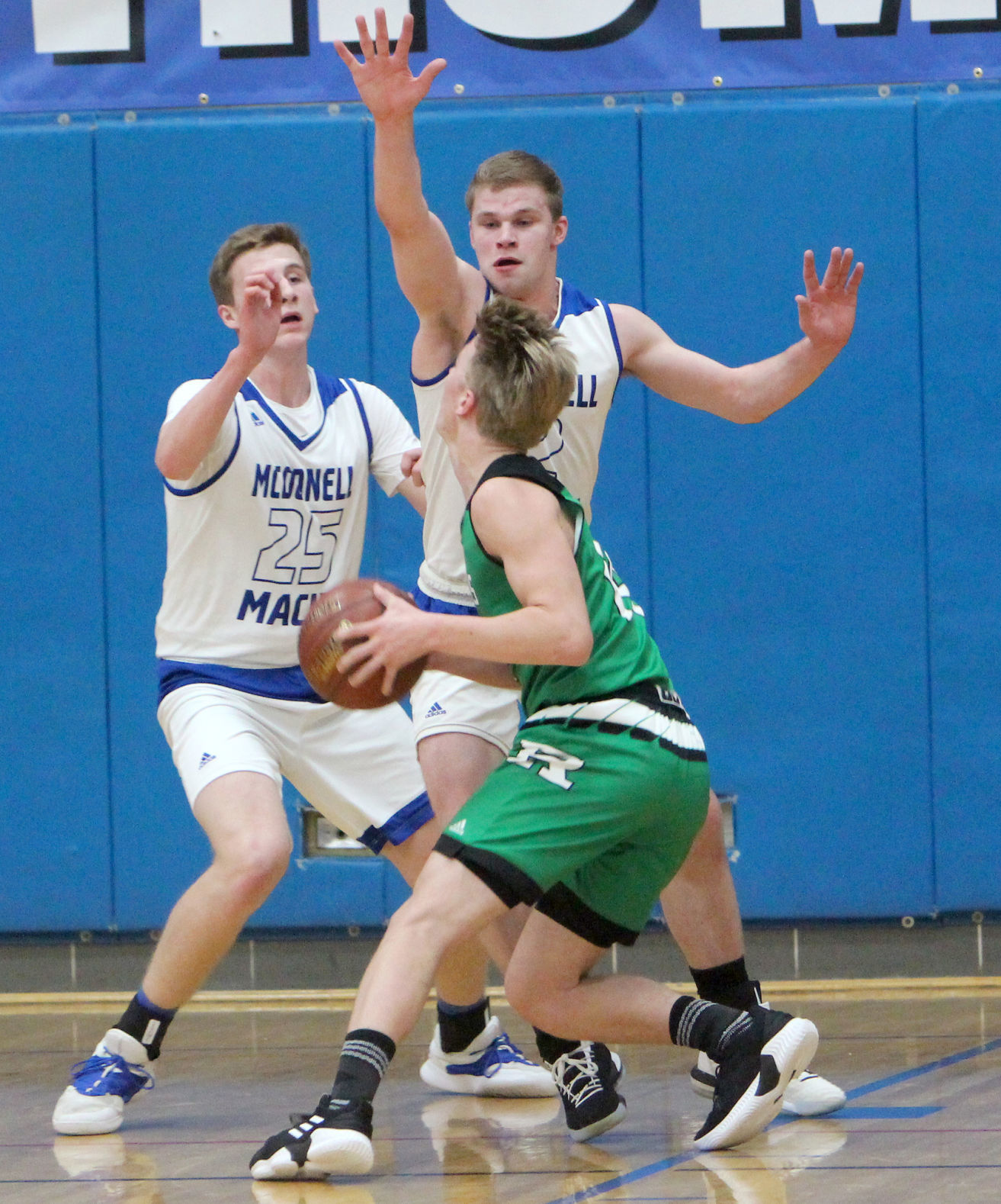 Eau Claire Regis at McDonell boys basketball 2-13-19